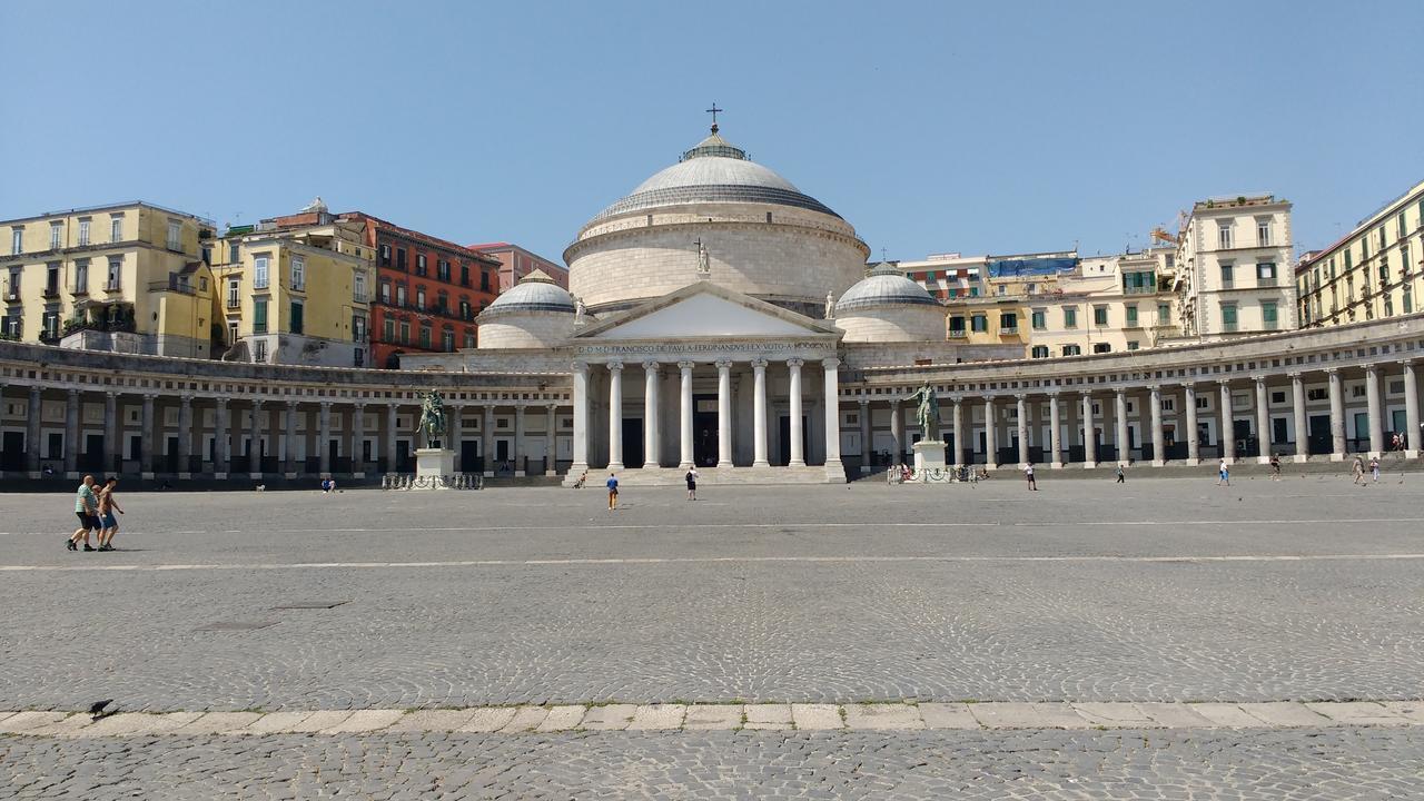Palazzo Chiatamone Nápoles Exterior foto